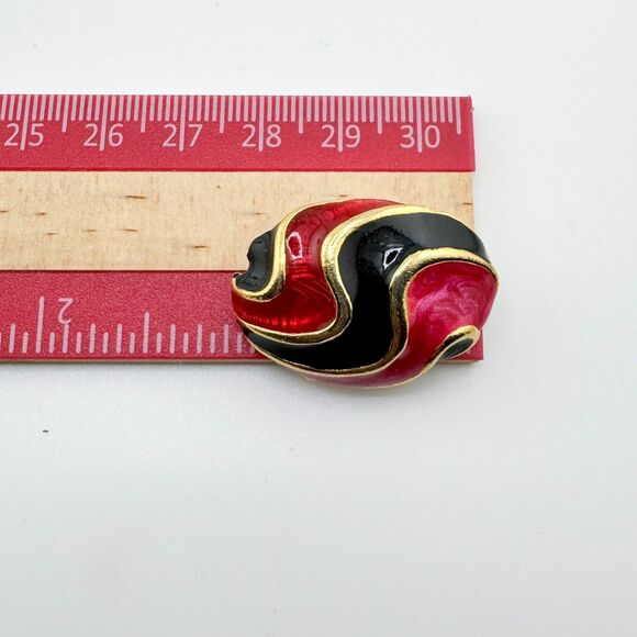 Vintage Red Black Enamel Clip-On Earrings – Retro 80s Gold Swirl Statement - Picture 9 of 9